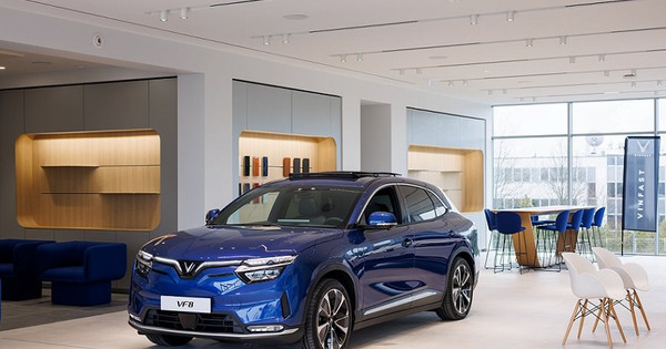 VinFast mở cửa hàng thứ 3 tại Pháp, đã hiện diện ở 11 thành phố châu Âu VinFast mở cửa hàng thứ 3 tại Pháp, đã hiện diện ở 11 thành phố châu Âu