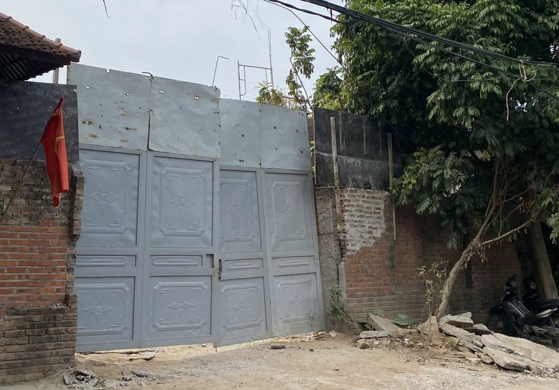 Hà Nội: Quận Tây Hồ còn tồn tại nhiều vi phạm pháp luật về đê điều, đất đai, trật tự xây dựng