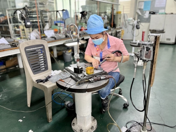 Quy định tuổi nghỉ hưu hay số năm đóng BHXH tối thiểu?