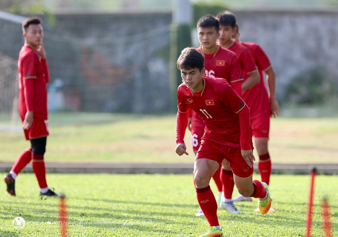 U22 Việt Nam nhồi thể lực, chờ so tài U22 Malaysia - Ảnh 3. U22 Việt Nam nhồi thể lực, chờ so tài U22 Malaysia - Ảnh 3.