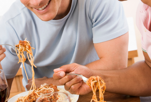 Tại sao người ăn ít vẫn tăng cân, ăn nhiều chẳng mập?