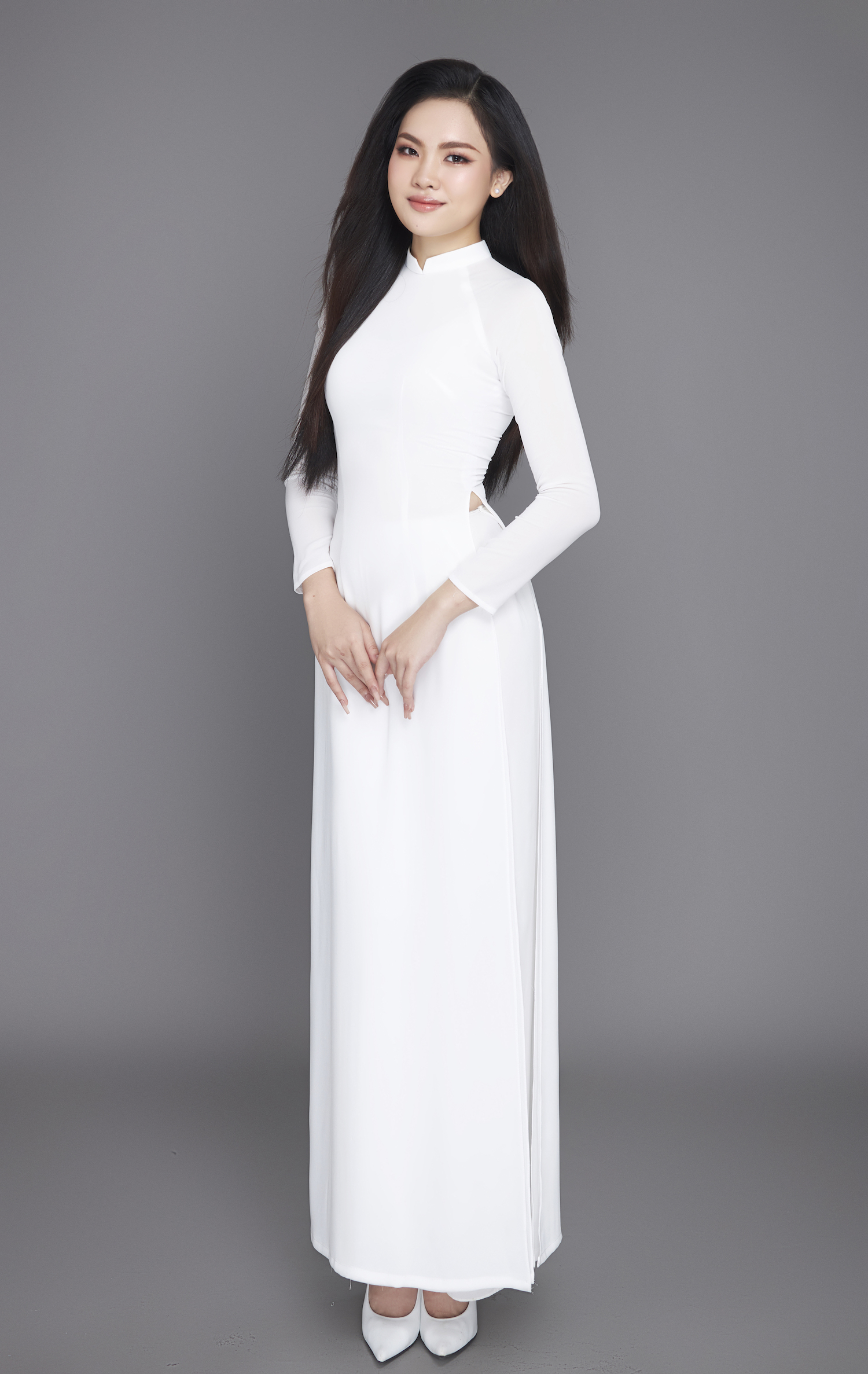 Nhan sắc nữ sinh RMIT thi Miss World Vietnam 2023 - Ảnh 3.