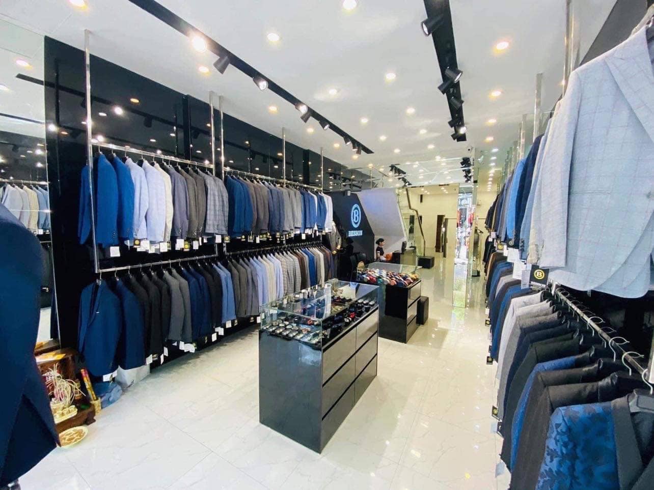 Hệ thống thời trang nam Benson có dấu hiệu vi phạm pháp luật về chứng nhận hợp quy