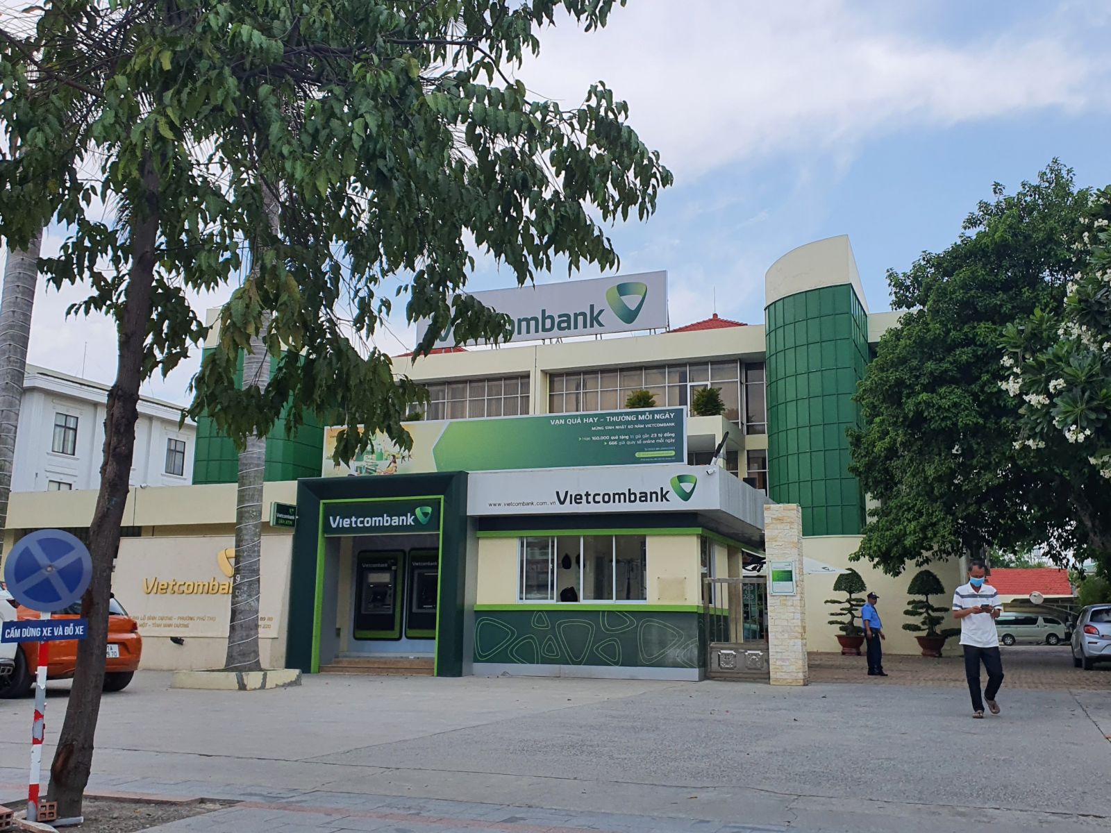 Bài 4: Sở Tài chính Bình Dương vi phạm pháp luật về đấu giá tài sản Bài 4: Sở Tài chính Bình Dương vi phạm pháp luật về đấu giá tài sản