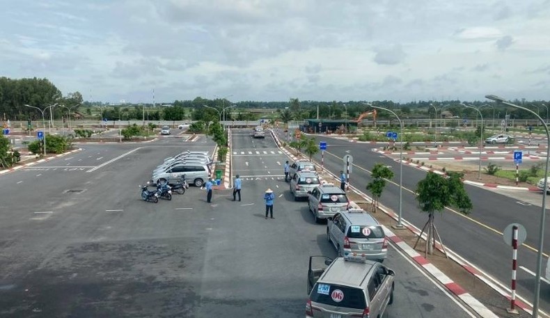 Sẽ chuyển cơ quan công an xử lý cơ sở đào tạo lái xe sai phạm Sẽ chuyển cơ quan công an xử lý cơ sở đào tạo lái xe sai phạm ảnh 1