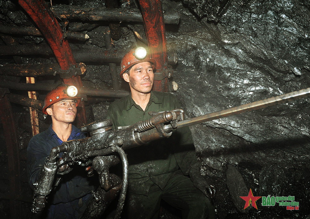 Tổng Công ty Đông Bắc: Nỗ lực cung ứng than cho sản xuất điện Tổng Công ty Đông Bắc: Nỗ lực cung ứng than cho sản xuất điện