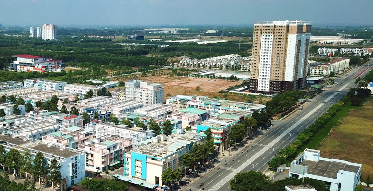 Bất động sản khó, vẫn có cửa cho người khôn Kể từ đầu năm 2022 đến nay, thị trường luôn trong trạng thái “khát” nguồn cung, đặc biệt là nguồn cung nhà ở giá bình dân. Ảnh minh họa: Tiên Giang