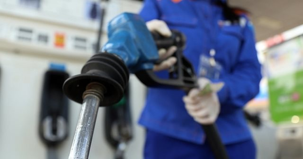 Giá xăng giữ nguyên lần thứ 2 liên tiếp