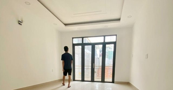 Người thuê chung cư Hà Nội "choáng váng" khi chủ nhà báo tăng giá Người thuê chung cư Hà Nội "choáng váng" khi chủ nhà báo tăng giá