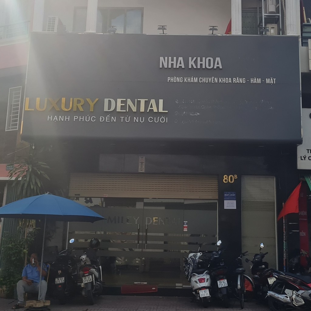 Nha khoa Miley Luxury đối mặt với các cáo buộc về việc cấy ghép Implant răng không được chứng nhận