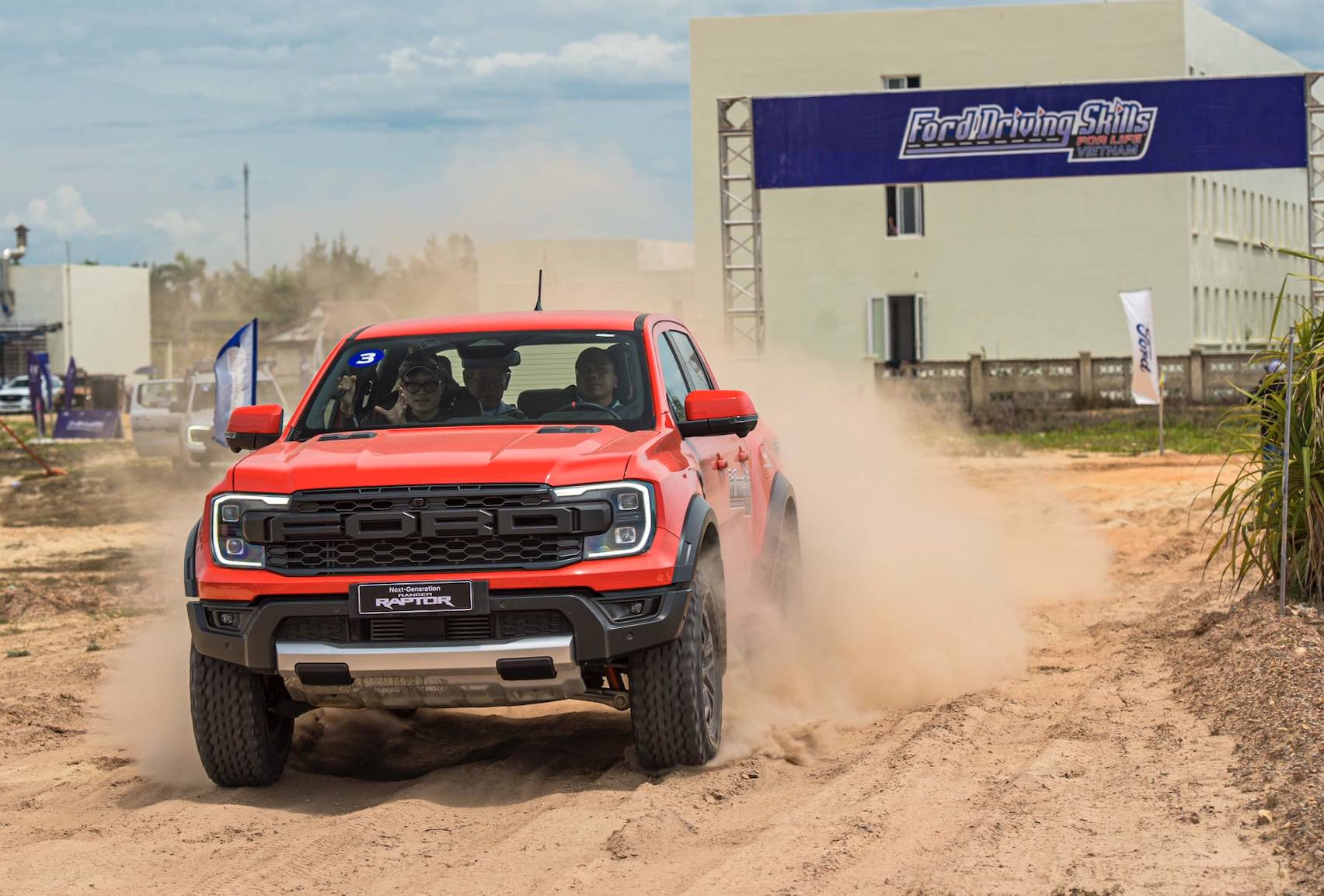 Ford Việt Nam đồng hành xây dựng cộng đồng xe bán tải đoàn kết, văn minh, thân thiện