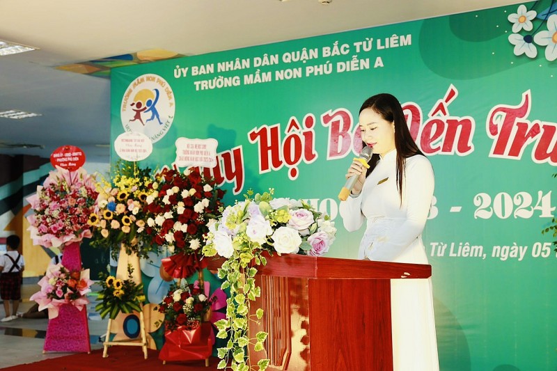 Cô Lê Thị Luận - phó bí thư chi bộ phó HT nhà trường Cô Lê Thị Luận - phó bí thư chi bộ phó HT nhà trường