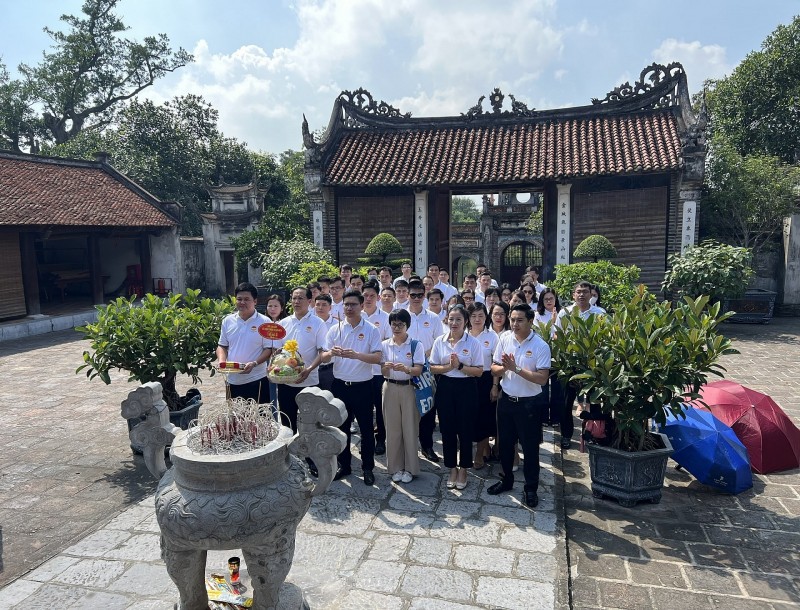 Di tích thành Cổ Loa - Chứng nhân lịch sử đa dạng văn hóa Việt Nam Di tích thành Cổ Loa - Chứng nhân lịch sử đa dạng văn hóa Việt Nam