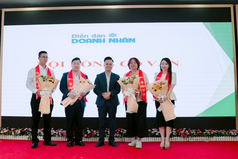 Tiệc Giao thương: Kết nối hơn 200 doanh nhân thế hệ 8X, 9X Tiệc Giao thương: Kết nối hơn 200 doanh nhân thế hệ 8X, 9X