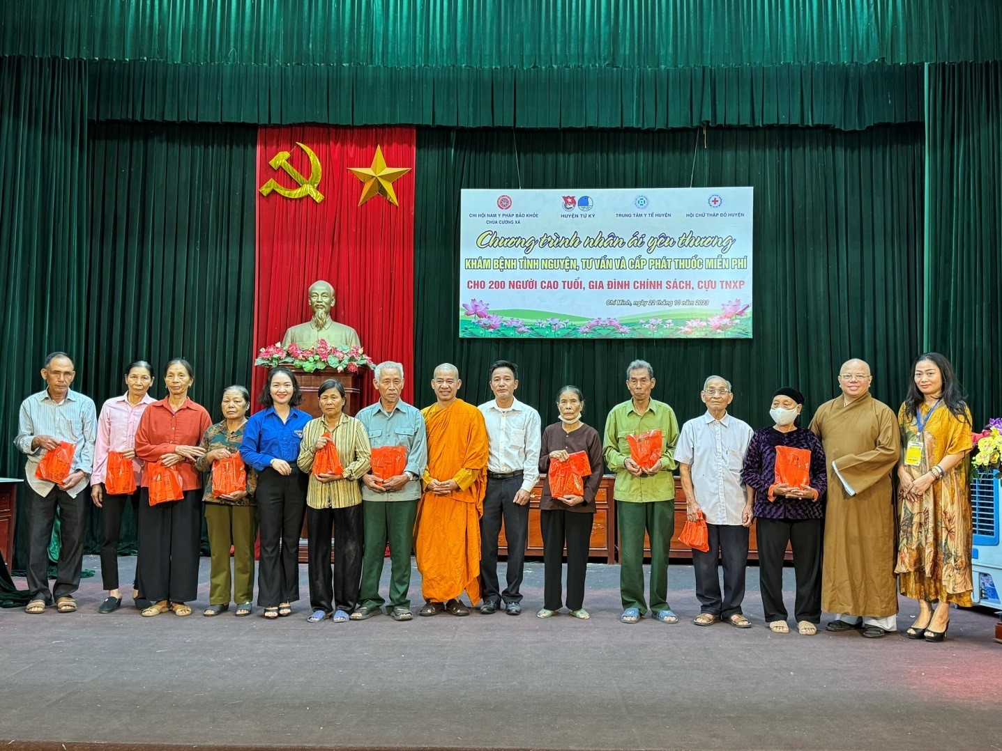 Mở rộng Chương trình Nhân ái yêu thương đến mọi miền tổ quốc Mở rộng Chương trình Nhân ái yêu thương đến mọi miền tổ quốc