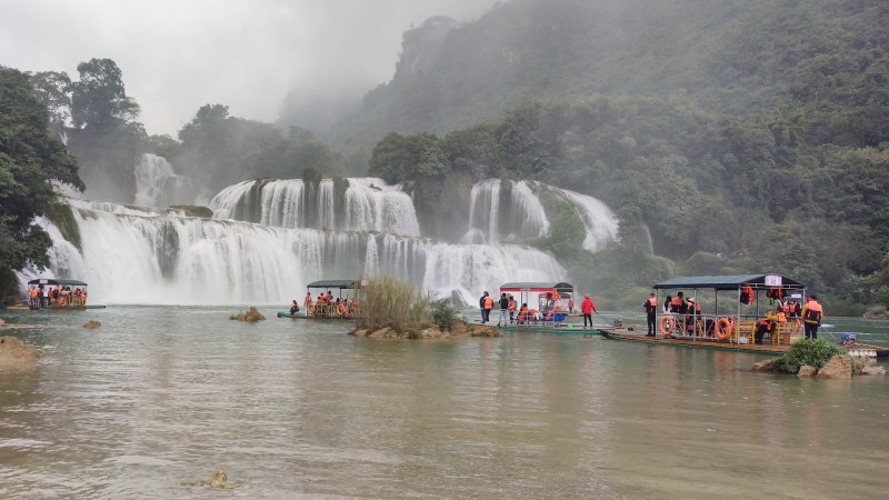 Pác Bó Cao Bằng - Hành trình tìm về cội nguồn lịch sử và khám phá thiên nhiên Pác Bó Cao Bằng - Hành trình tìm về cội nguồn lịch sử và khám phá thiên nhiên