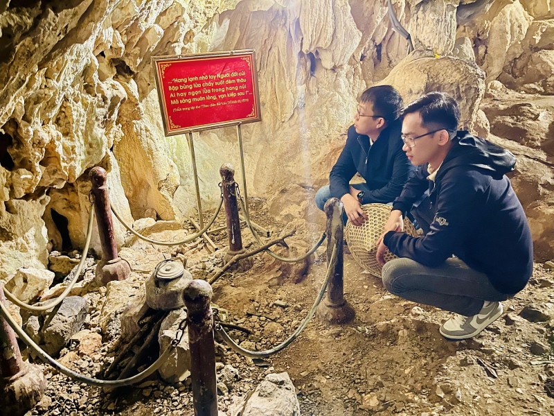 Pác Bó Cao Bằng - Hành trình tìm về cội nguồn lịch sử và khám phá thiên nhiên Pác Bó Cao Bằng - Hành trình tìm về cội nguồn lịch sử và khám phá thiên nhiên