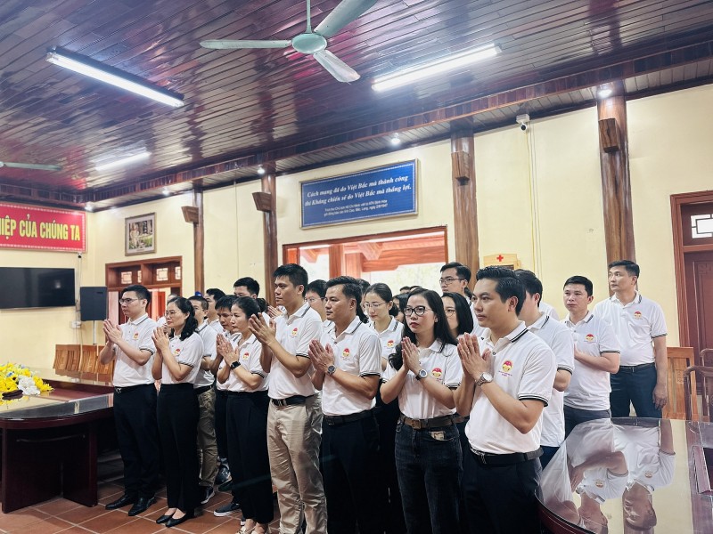 undefined Hành trình về nguồn: Chi bộ Lớp K74 A15