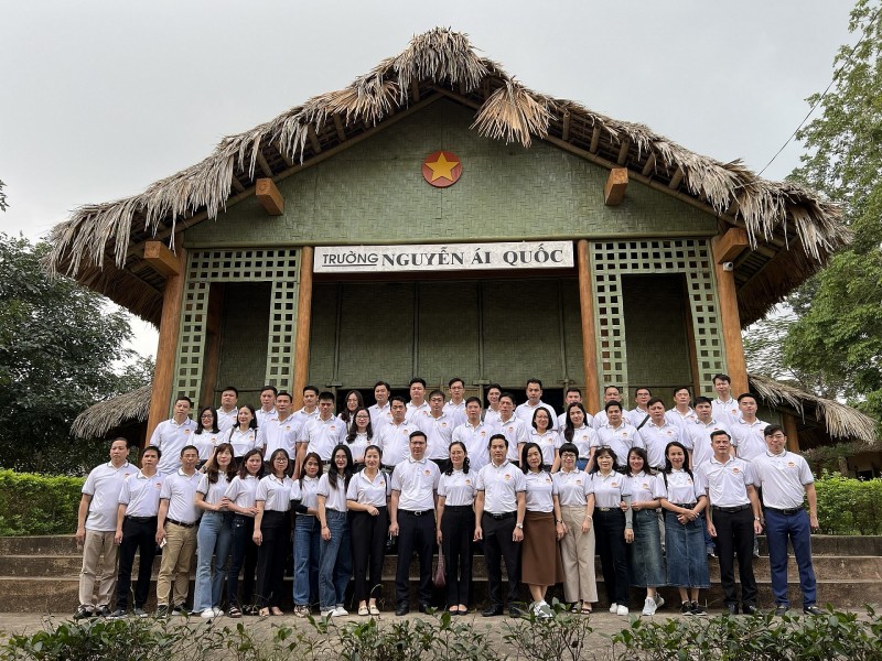 undefined Hành trình về nguồn: Chi bộ Lớp K74 A15