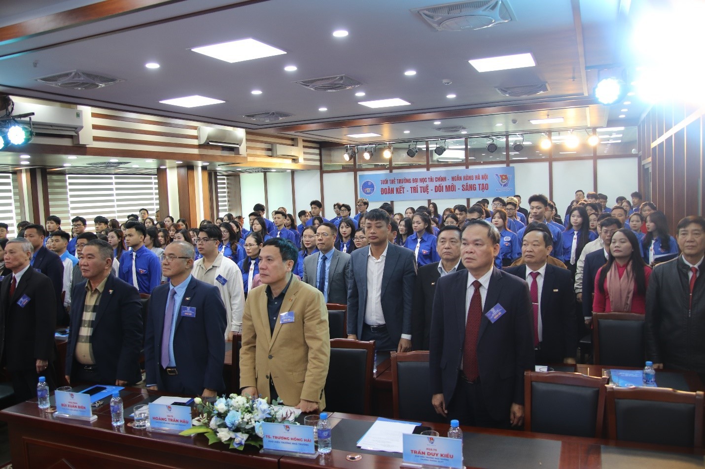 Thanh niên tiên phong: Dẫn đầu phong trào, nâng tầm hiệu quả bộ máy Thanh niên tiên phong: Dẫn đầu phong trào, nâng tầm hiệu quả bộ máy