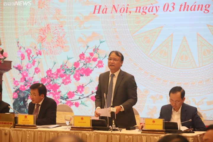 Thứ trưởng Bộ Công Thương: 4 năm chưa điều chỉnh giá điện Thứ trưởng Bộ Công Thương: 4 năm chưa điều chỉnh giá điện - 1