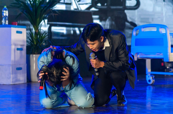 Mãn nhãn với những tiết mục nghệ thuật xuất sắc tại Ams’ Got Talent Mãn nhãn với những tiết mục nghệ thuật xuất sắc tại Ams’ Got Talent