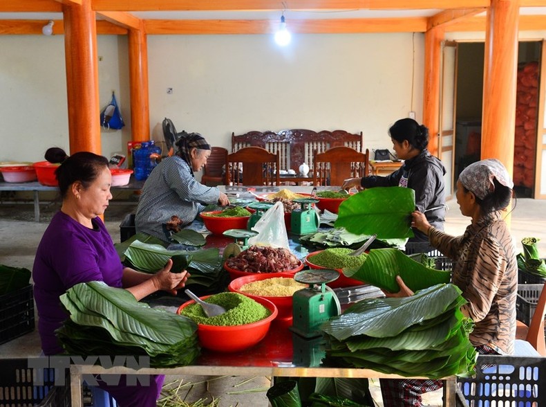 [Ảnh] Làng nghề bánh chưng gù Bản Tùy ở Hà Giang tất bật cho vụ Tết ảnh 10