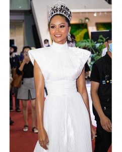 Tranh cãi H’Hen Niê được gọi là Á hậu 3 Hoa hậu Hoàn vũ