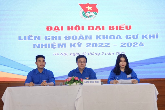 Bóng hồng duy nhất trong lớp học Kỹ thuật ô tô - 4 Bóng hồng duy nhất trong lớp học Kỹ thuật ô tô - 4