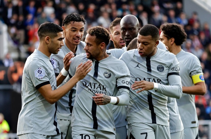 Vắng Messi, Neymar tỏa sáng giúp PSG xây chắc ngôi đầu bảng Ligue 1 - 5 Vắng Messi, Neymar tỏa sáng giúp PSG xây chắc ngôi đầu bảng Ligue 1 - 5
