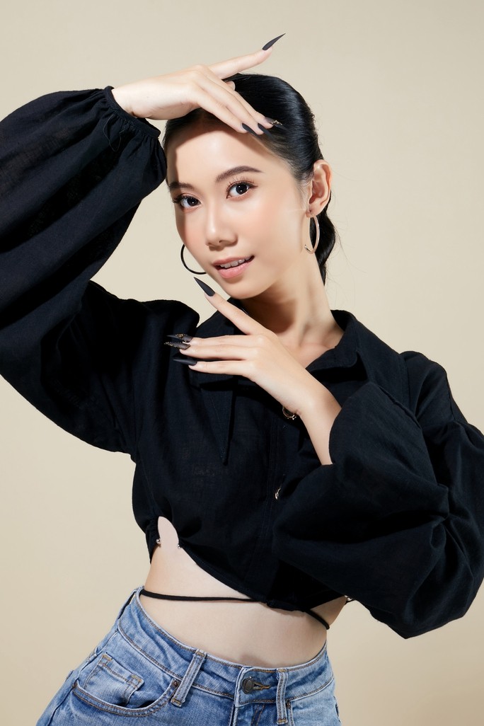 Diện mạo người đẹp Việt Nam dự thi Hoa hậu Sinh viên Thế giới - Ảnh 4. Diện mạo người đẹp Việt Nam dự thi Hoa hậu Sinh viên Thế giới - Ảnh 4.