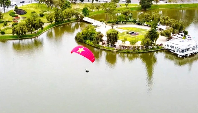 Festival hoa Đà Lạt 2022 kéo dài từ tháng 11 đến hết tháng 12 - Ảnh 3. Festival hoa Đà Lạt 2022 kéo dài từ tháng 11 đến hết tháng 12 - Ảnh 3.