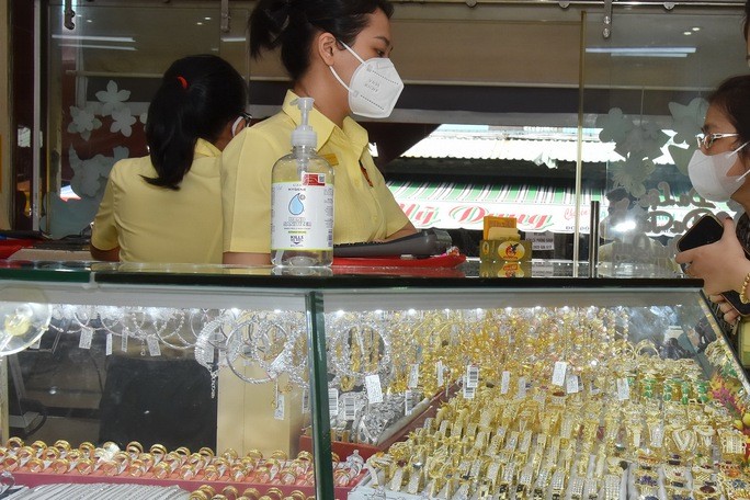 Giá vàng hôm nay 11-11: Tăng mạnh nhất trong 2 tháng qua - Ảnh 1. Giá vàng hôm nay 11-11: Tăng mạnh nhất trong 2 tháng qua - Ảnh 1.