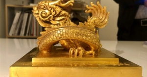 Chuyển giao ấn vàng Hoàng đế chi bảo cho Việt Nam