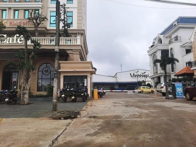 Doanh nghiệp nông sản liên quan Vạn Thịnh Phát bị tạm dừng giao dịch tài sản Doanh nghiệp nông sản liên quan Vạn Thịnh Phát bị tạm dừng giao dịch tài sản - 1