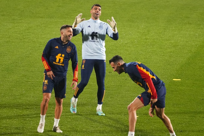 Ngôi sao Barcelona tỏa sáng trong chiến thắng của Tây Ban Nha - 2 Ngôi sao Barcelona tỏa sáng trong chiến thắng của Tây Ban Nha - 2