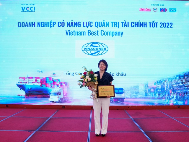 Vinaconex lọt Top 15 Doanh nghiệp quản trị t&agrave;i ch&iacute;nh tốt năm 2022 - ảnh 2