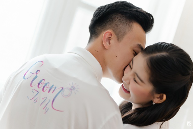 Ngân Anh và chồng biên tập viên khoe visual xịn xò cùng loạt khoảnh khắc hạnh phúc trong đám cưới - Ảnh 1.