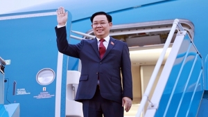 Chủ tịch Quốc hội Vương Đình Huệ lên đường tham dự Đại hội đồng AIPA - 43, thăm chính thức Vương quốc Campuchia và Cộng hoà Philippines