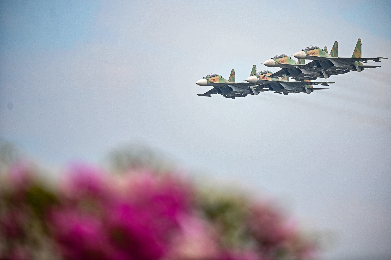 Tiem kich Su30mk2 anh 15