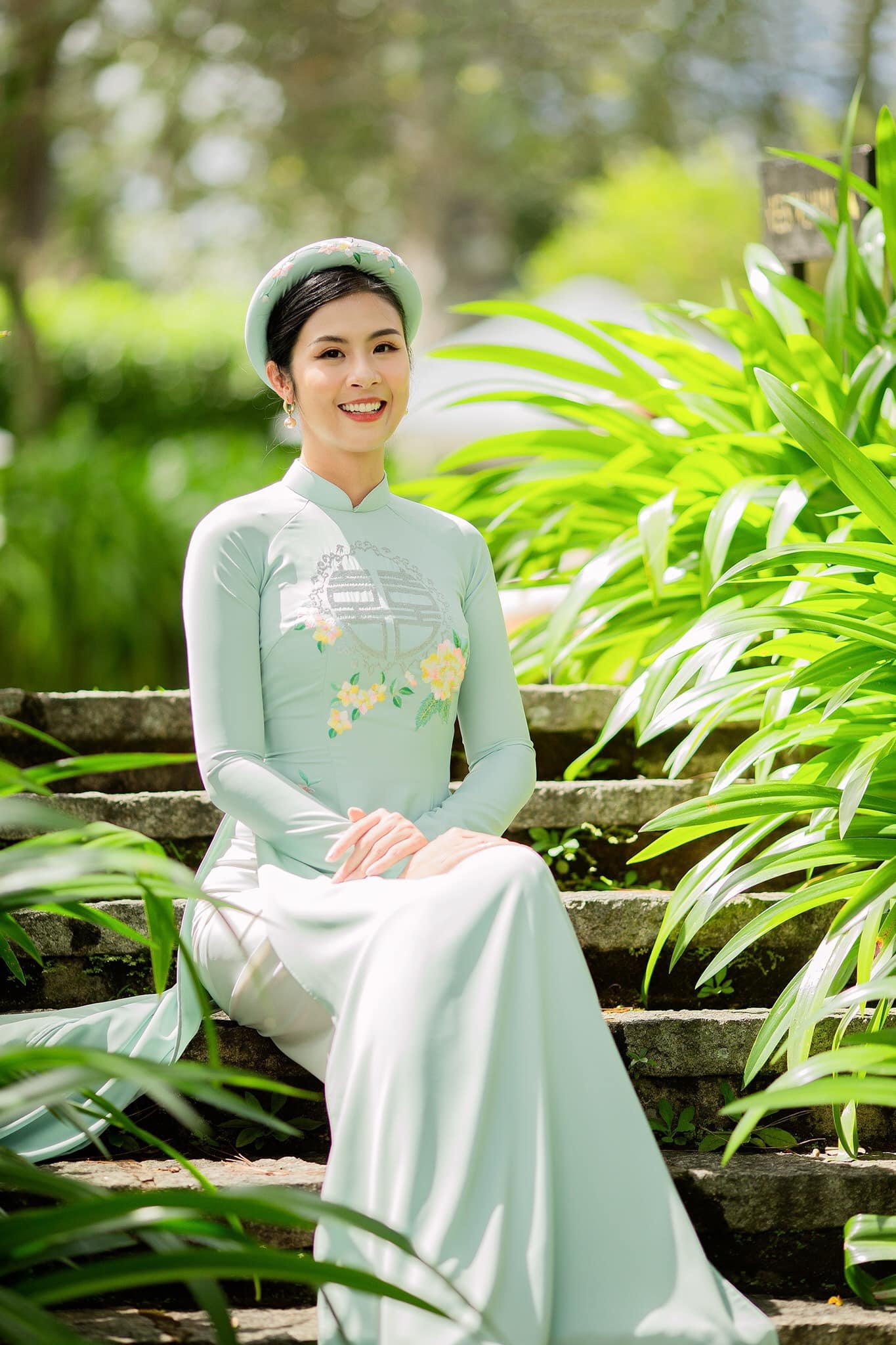 Hoa hậu Ngọc Hân kết hôn với bạn trai là chuyên viên Bộ Ngoại giao Hoa hậu Ngọc Hân kết hôn với bạn trai là chuyên viên Bộ Ngoại giao - ảnh 3