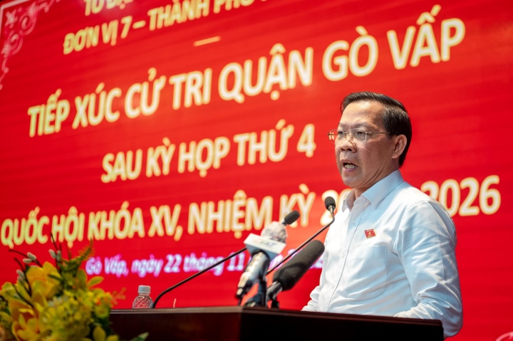 Chủ tịch TP.HCM: Cán bộ văn phòng thành phố cũng bị điện thoại hăm dọa, khủng bố - 2