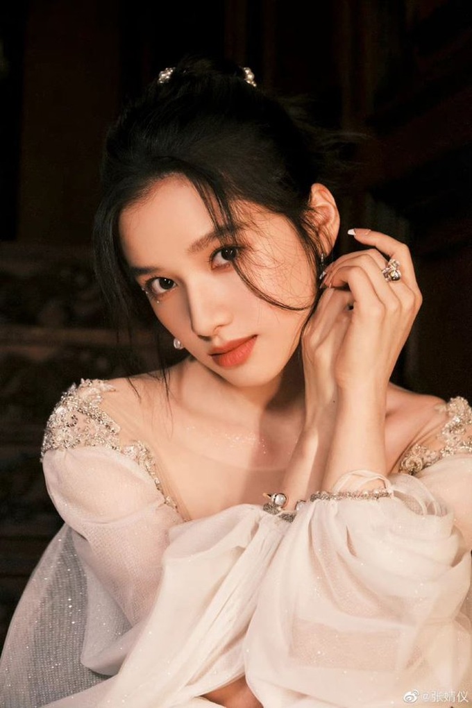 Trương Tịnh Nghi: Vẻ đẹp thanh thuần đang khuynh đảo màn ảnh Hoa ngữ - 7 Trương Tịnh Nghi: Vẻ đẹp thanh thuần đang khuynh đảo màn ảnh Hoa ngữ - 7