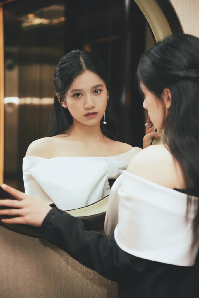 Trương Tịnh Nghi: Vẻ đẹp thanh thuần đang khuynh đảo màn ảnh Hoa ngữ - 9 Trương Tịnh Nghi: Vẻ đẹp thanh thuần đang khuynh đảo màn ảnh Hoa ngữ - 9