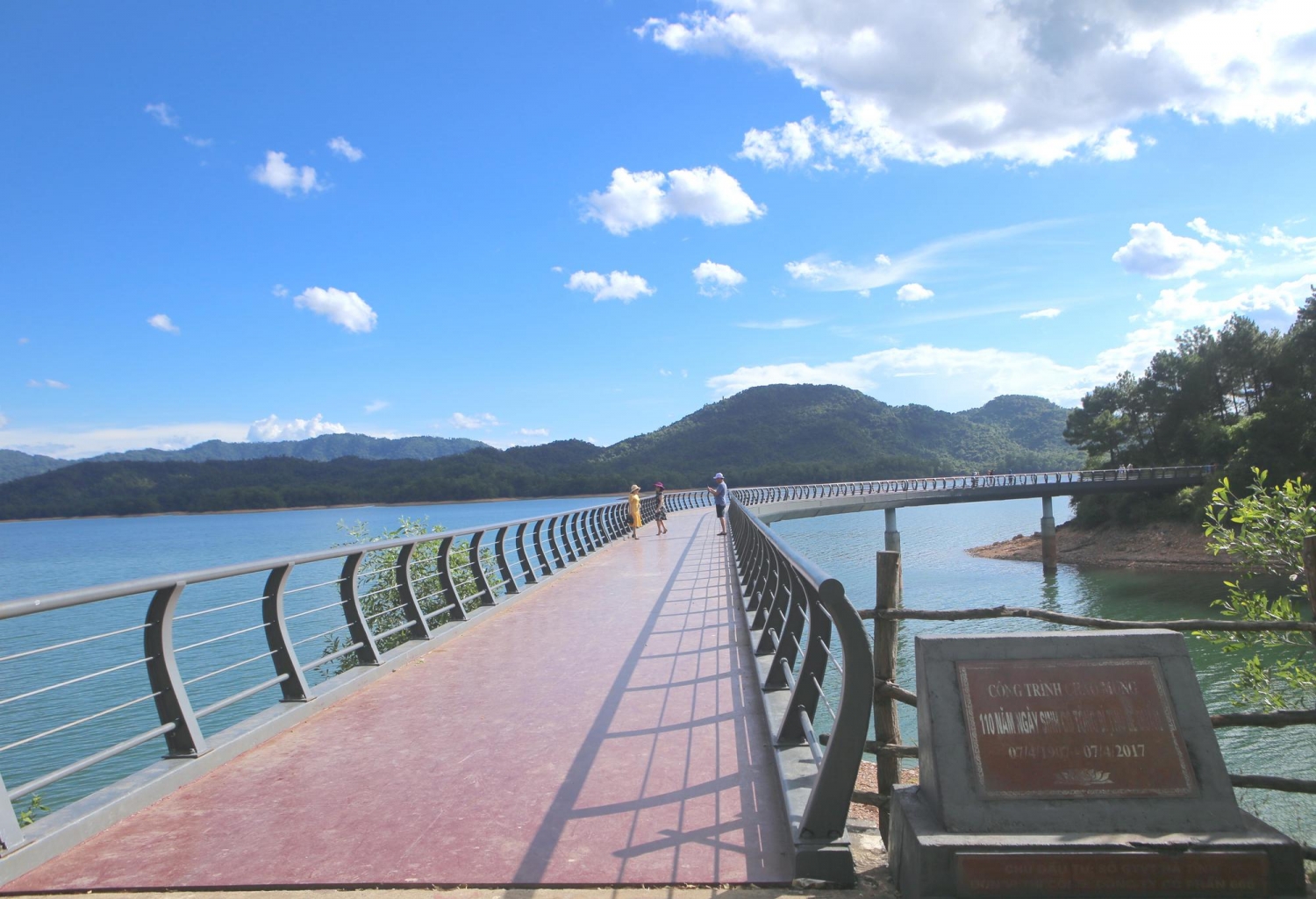 Hồ Kẻ Gỗ - Vẻ đẹp đậm hơi thở thiên nhiên nên thơ và trữ tình Hồ Kẻ Gỗ - Vẻ đẹp đậm hơi thở thiên nhiên nên thơ và trữ tình