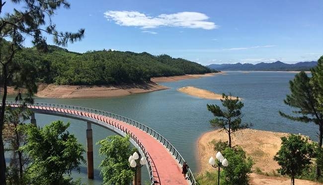 Hồ Kẻ Gỗ - Vẻ đẹp đậm hơi thở thiên nhiên nên thơ và trữ tình Hồ Kẻ Gỗ - Vẻ đẹp đậm hơi thở thiên nhiên nên thơ và trữ tình