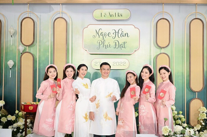 Hé lộ dàn bê tráp Hé lộ dàn bê tráp 'cực phẩm' trong lễ ăn hỏi của hoa hậu Ngọc Hân Ảnh 5