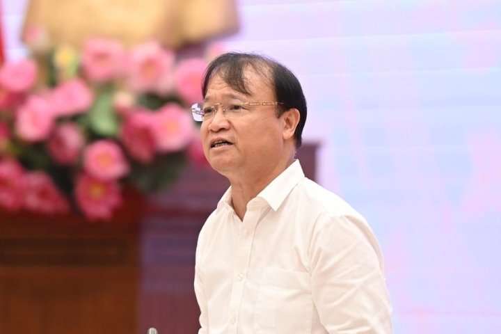 Bộ Công Thương xem xét đề xuất tăng giá điện của EVN Bộ Công Thương xem xét đề xuất tăng giá điện của EVN - 1