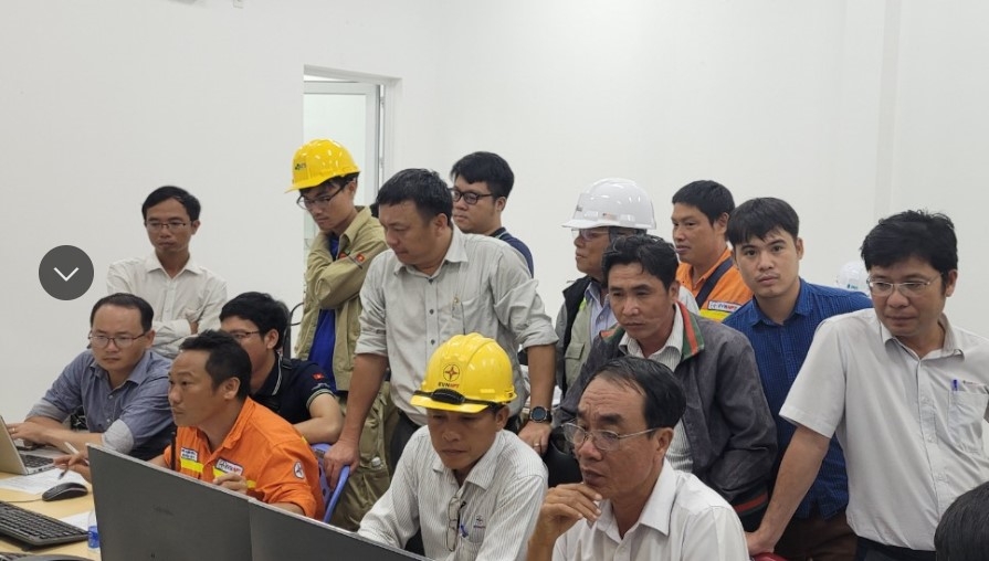 SPMB hoàn thành 2 dự án truyền tải 500kV thiết thực chào mừng 68 năm Ngày truyền thống ngành Điện