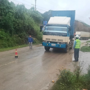 Chưa thể thông tuyến đường lên Cửa khẩu Quốc tế Cầu Treo